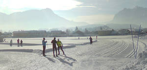 Der winterliche Walchsee im Kaiserwinkl